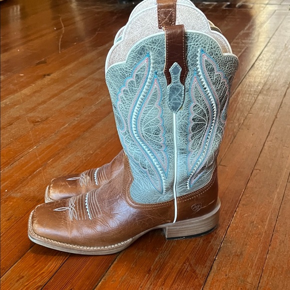 Ariat Shoes - Ariat Women's Heeled Boots - Brown and Gray